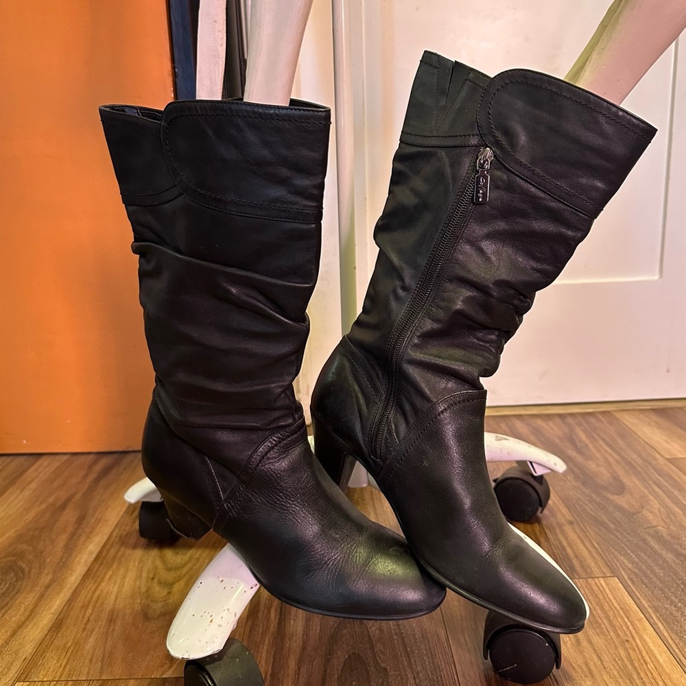 High heeled pleather boots